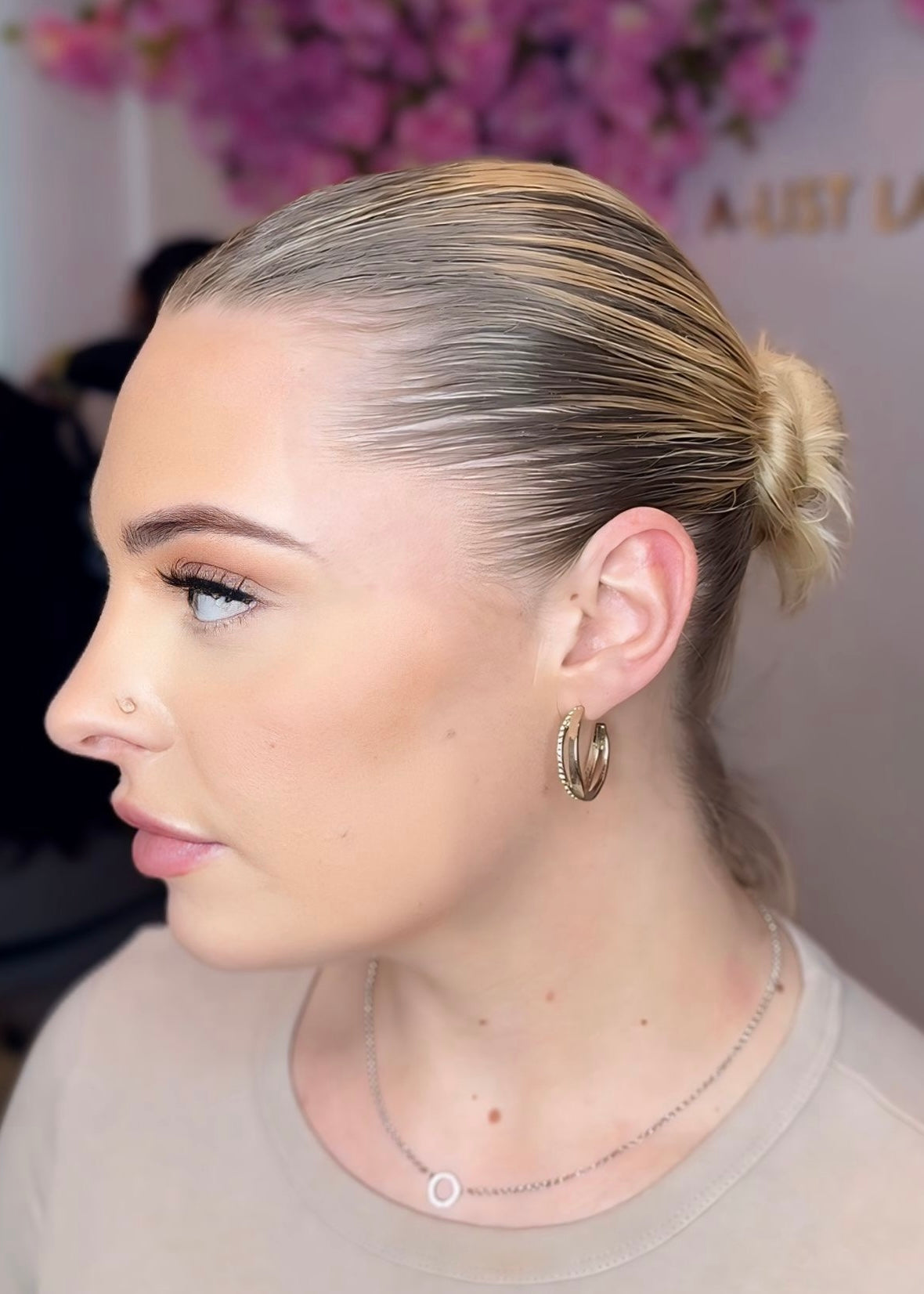 The SYDNEY - Luxury Cool Beige Blonde with Golden Highlights - HD Lace Frontal Wig