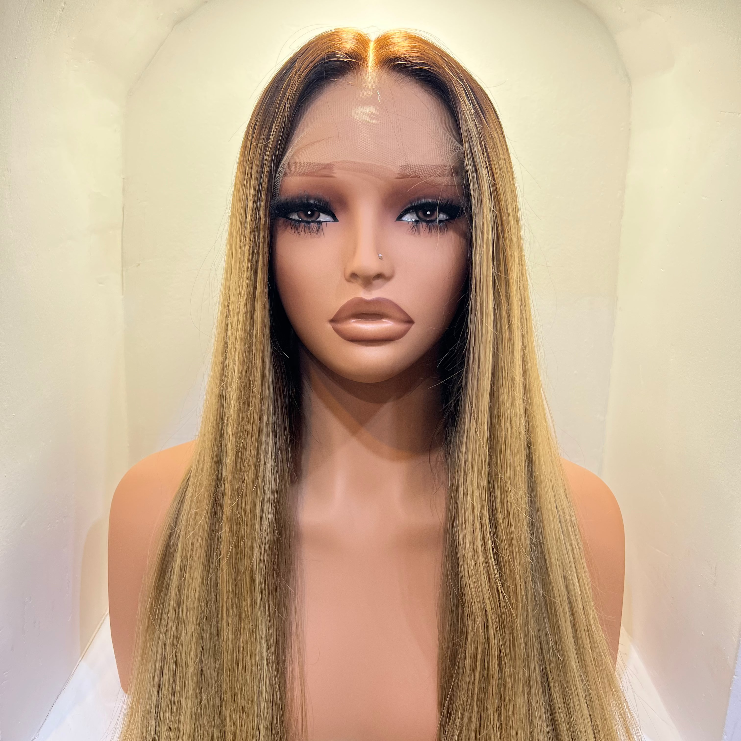 The SIENNA – Luxury Honey Blonde Balayage  – HD Lace Frontal Wig