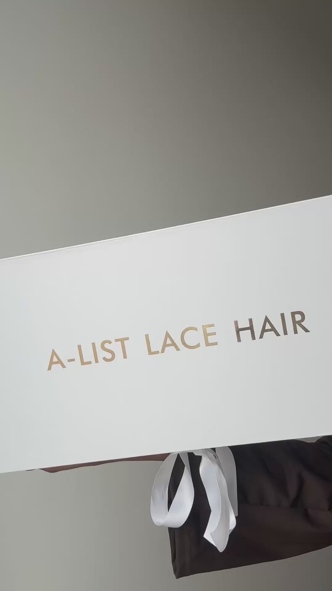 The CANDACE - Luxury Radiant Brown with Blonde Balayage - Body Wave Frontal Lace Wig - HD Lace