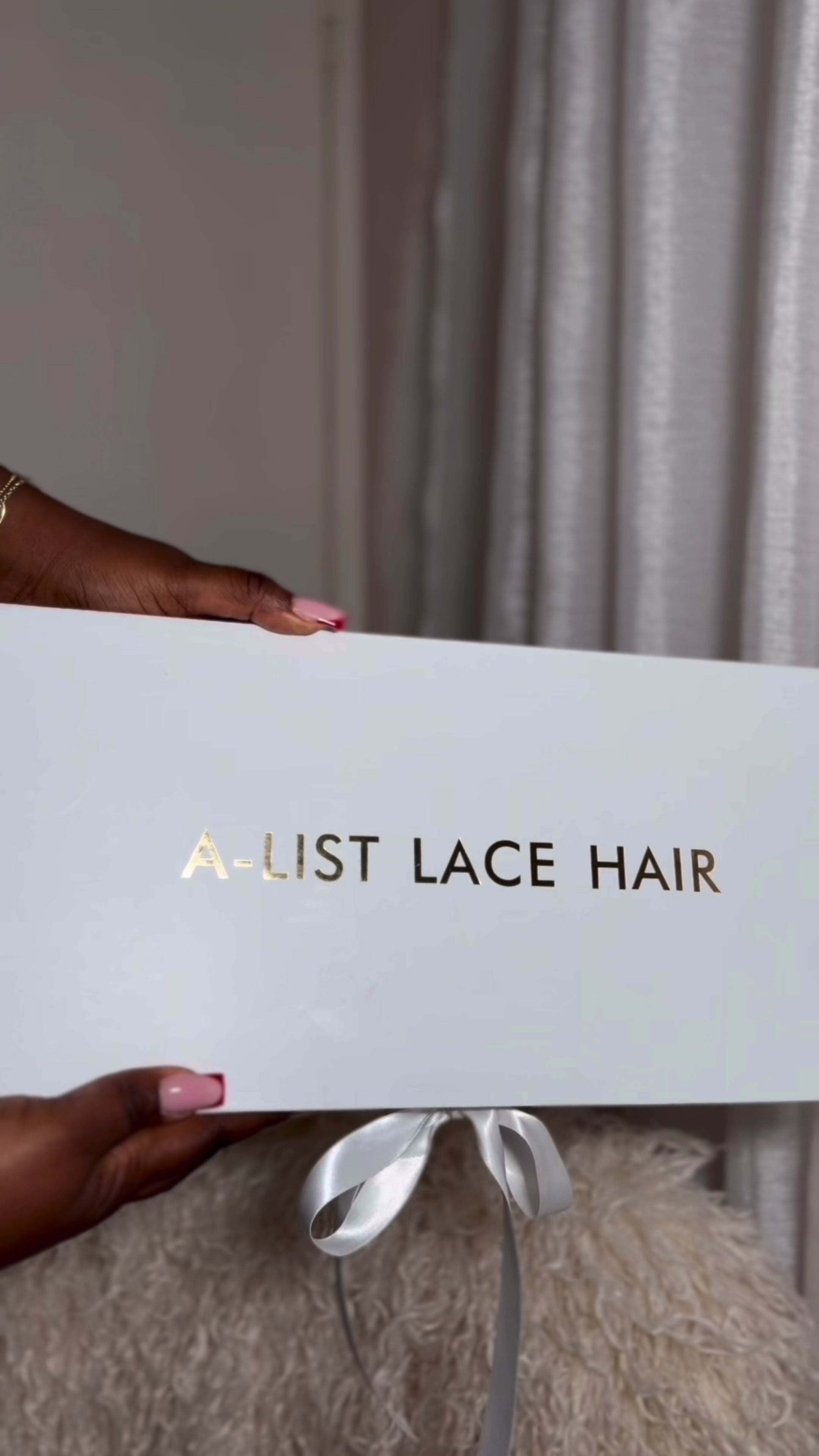 The AMARACHI - Natural Kinky Straight Glueless 13x6 HD Lace Frontal Wig 100% Human Hair