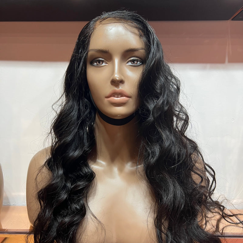22" inch Body Wave Full Lace Wig (Styled Wavy) - Lace Cut - (£40 off)